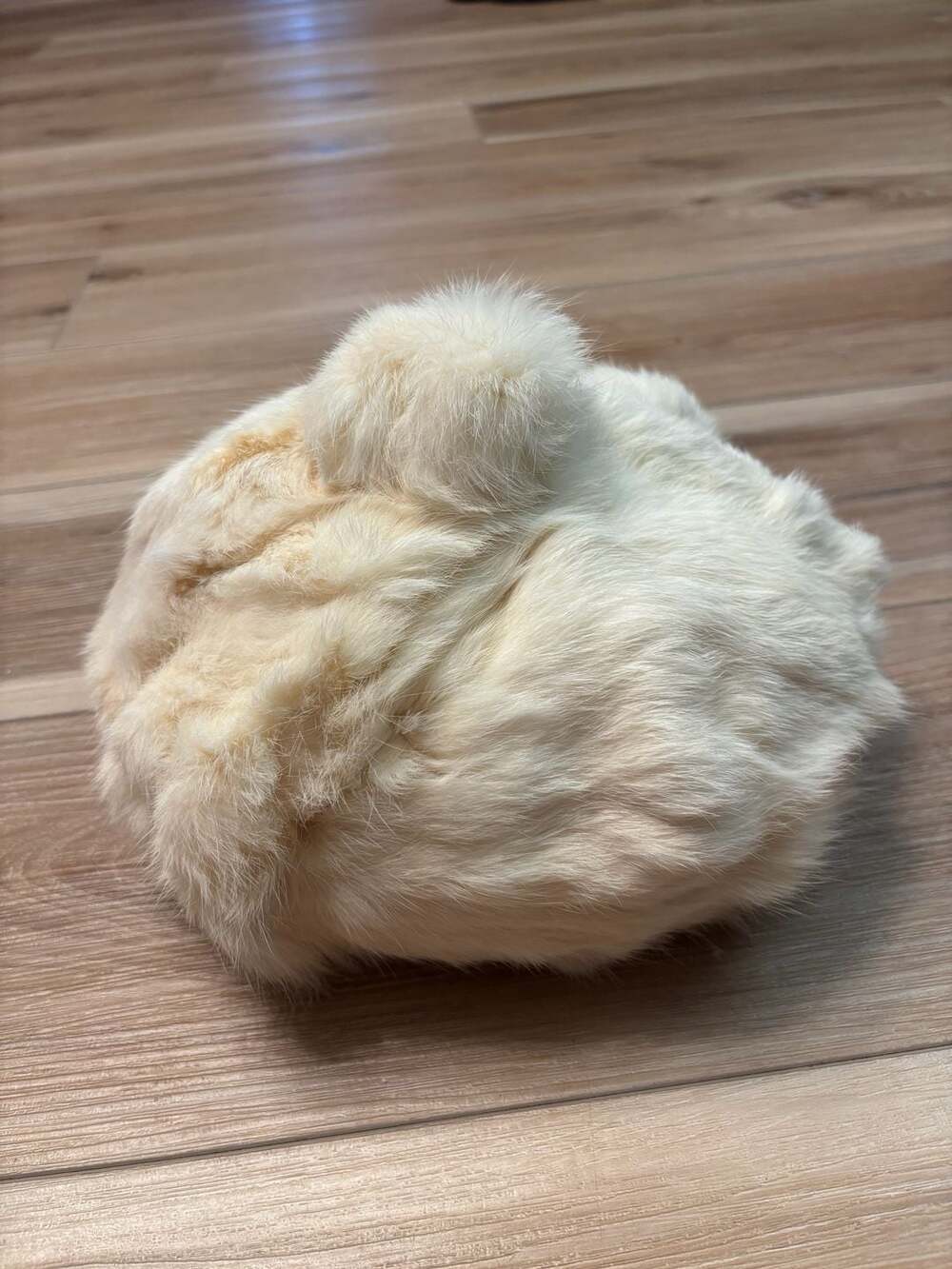 Vintage 1960s White Rabbit Fur Beret Tam Hat with Pompom - Picture 4 of 5